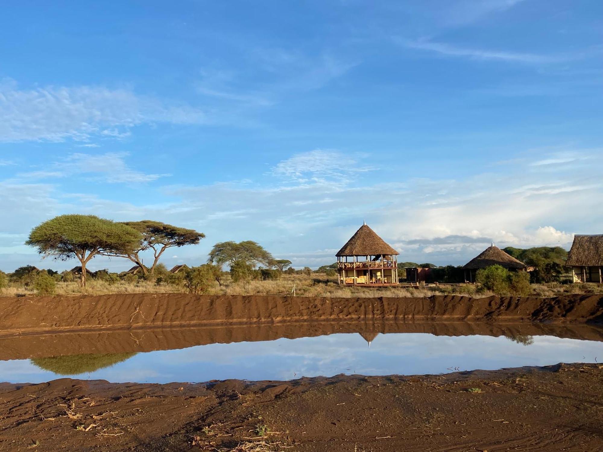 Amboseli Discovery Camp Exteriör bild