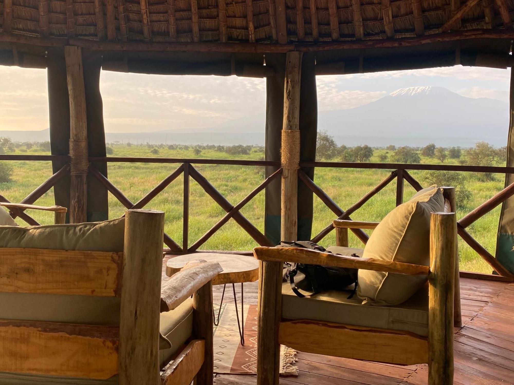 Amboseli Discovery Camp Exteriör bild