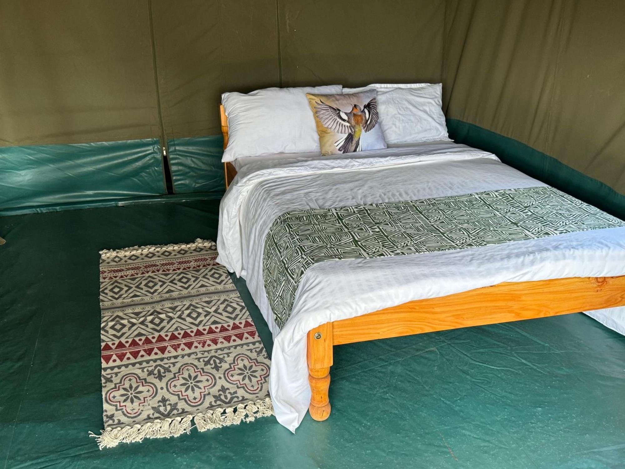 Amboseli Discovery Camp Exteriör bild